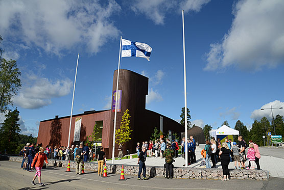 Haltiassa nostettiin lippu salkoon